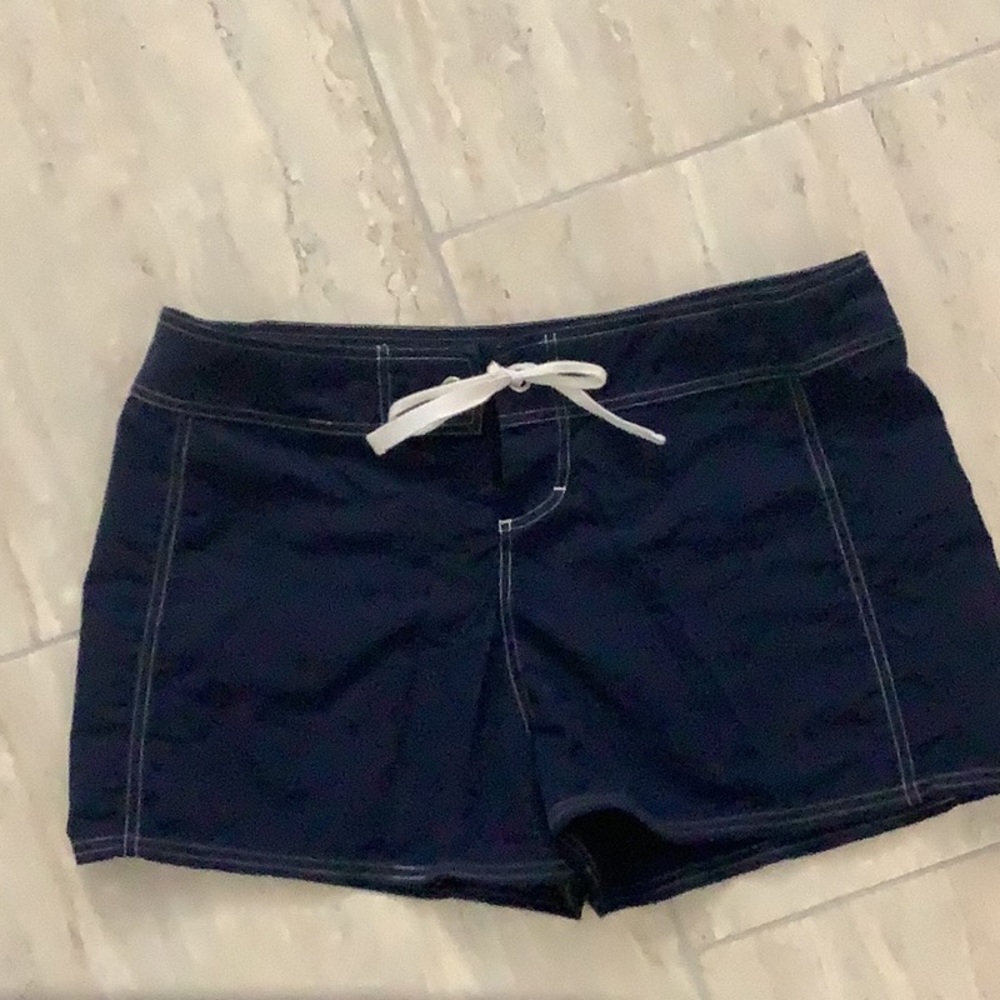 Tommy Bahama board short